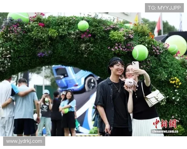 上海网球队状态变革引发热议球迷期待新篇章的崛起与挑战 上海网球队状态变革引发热议球迷期待新篇章的崛起与挑战