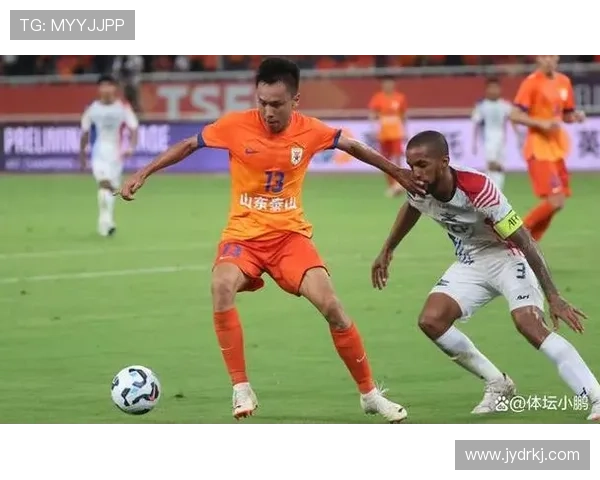 世界杯预选赛分析重庆篮球队展现出卓越的灵活性与战术适应能力