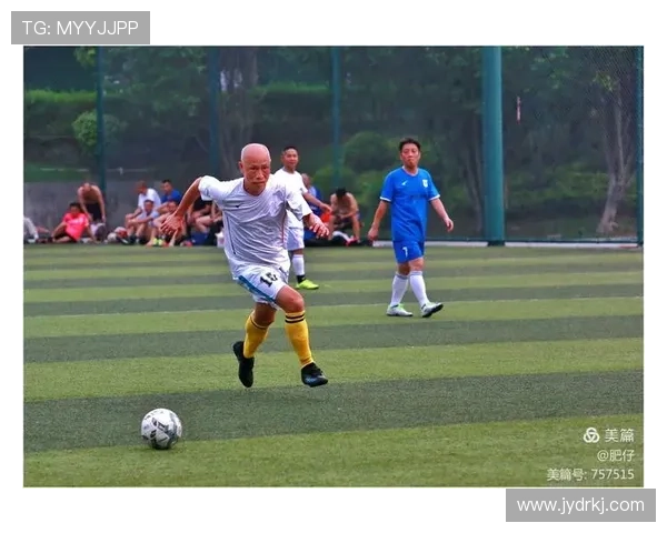 五邑足球明星阵容全解析揭秘他们的成长历程与辉煌成就 五邑足球明星阵容全解析揭秘他们的成长历程与辉煌成就