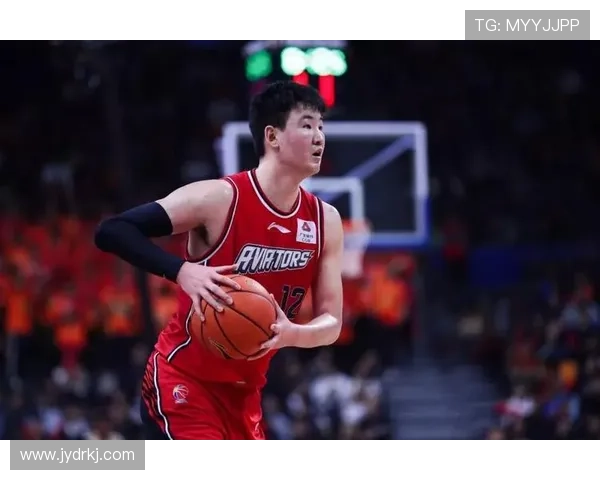 武汉羽毛球队在世界杯预选赛中以61分高居积分榜首位